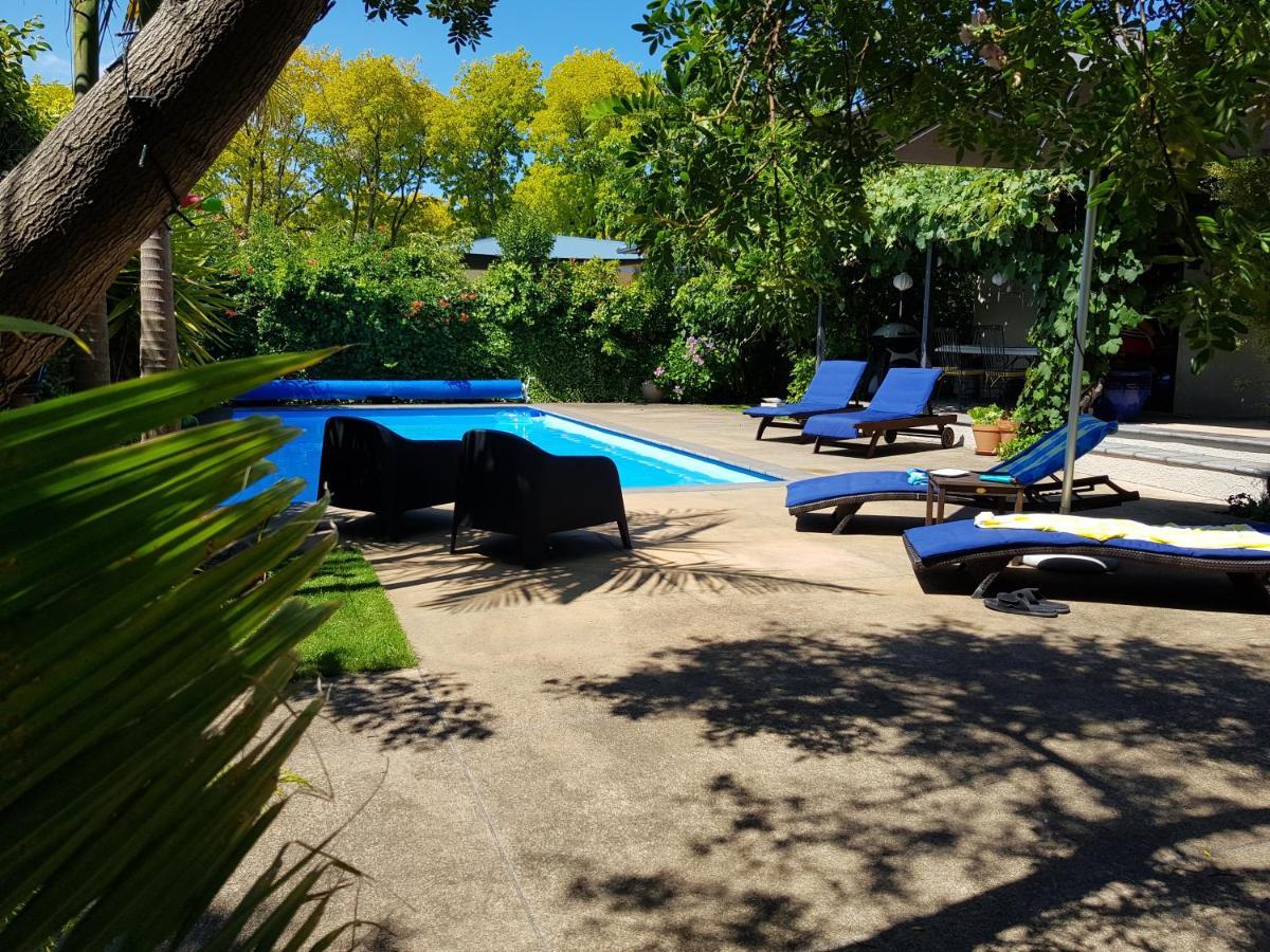 The Village Apartment, Just Steps To The Village Shops, Bars And Restaurants Havelock North Exteriör bild
